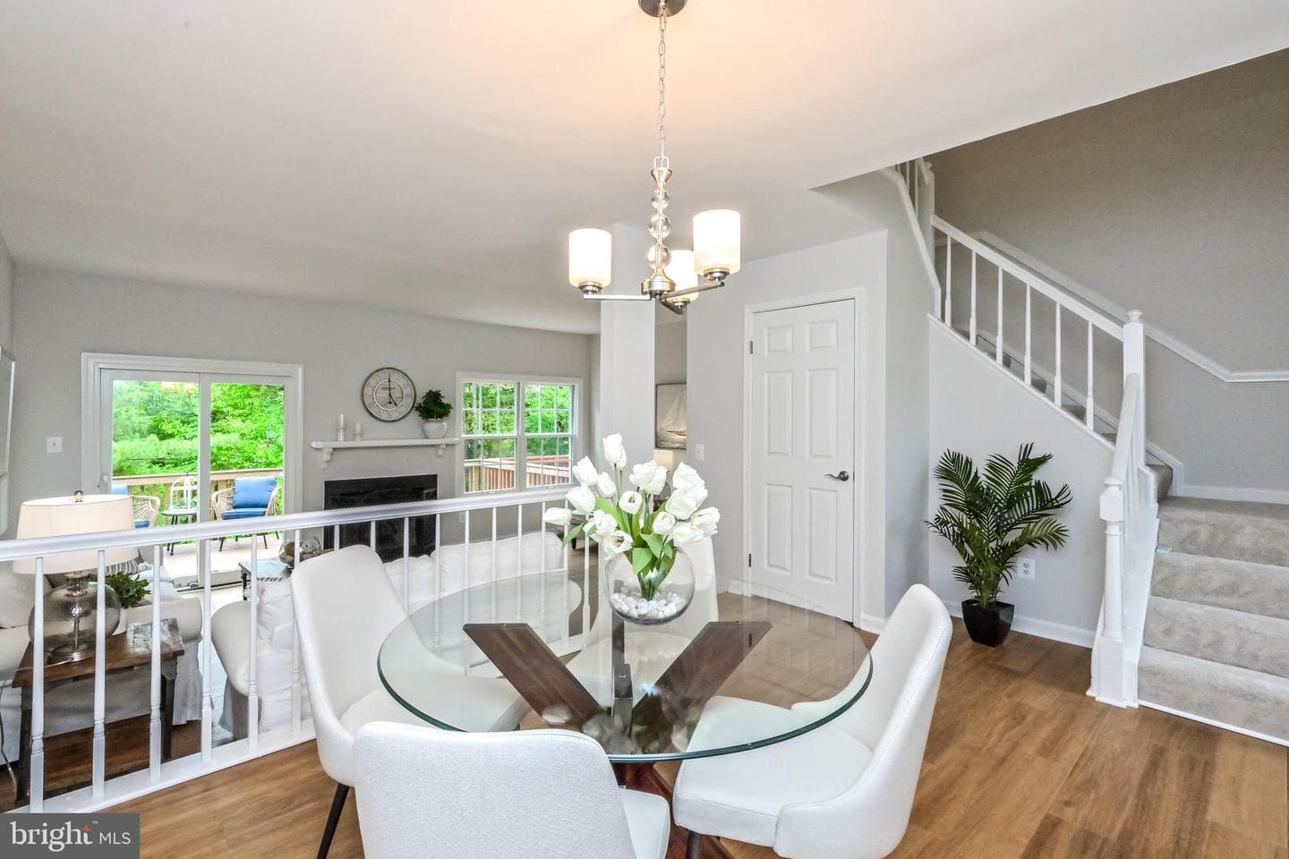 5665 Thorndyke Court photo 6