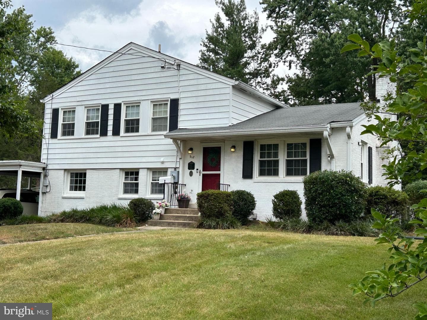912 Waynewood Boulevard photo 1