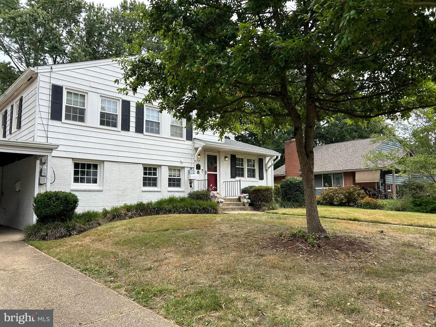912 Waynewood Boulevard photo 2