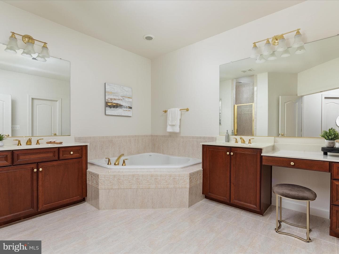 3852 Dickens Way photo 27