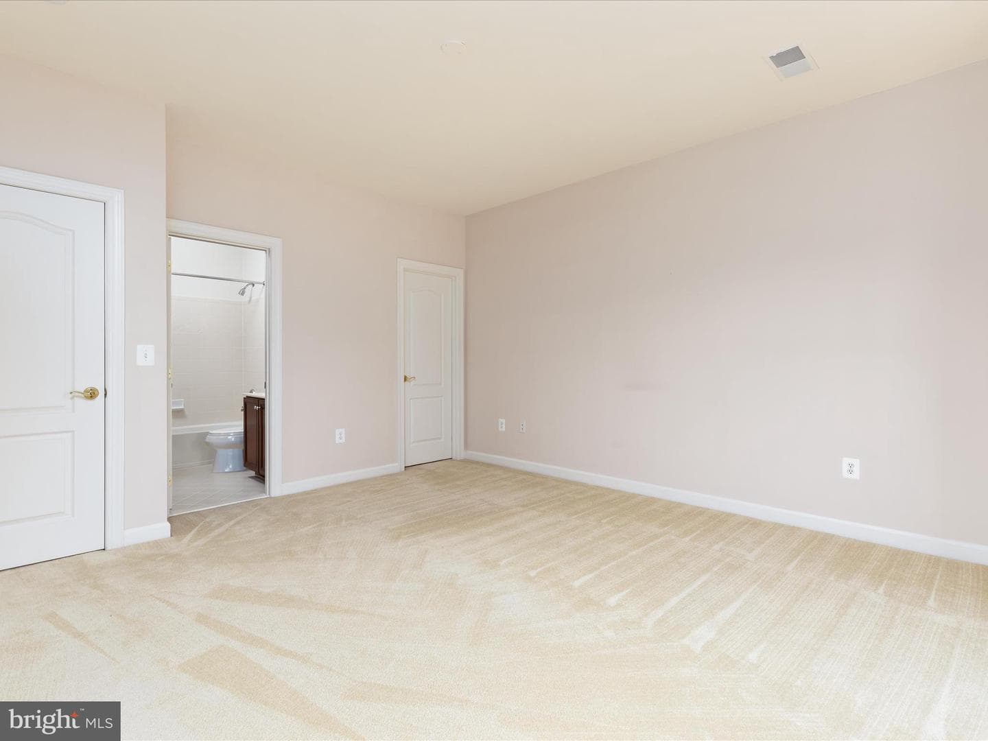 3852 Dickens Way photo 36