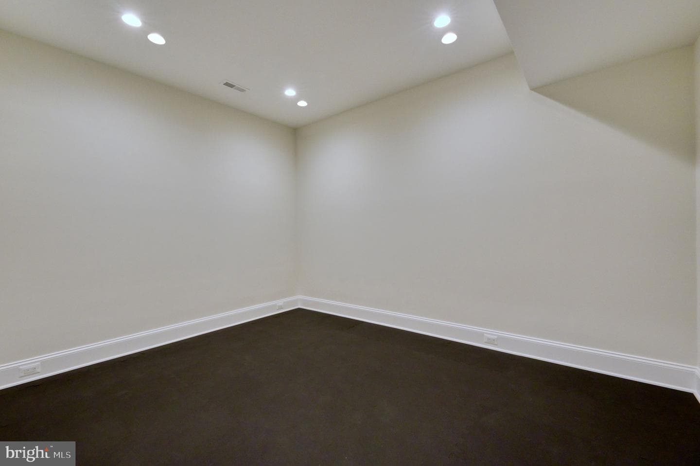 6511 Tucker Avenue photo 57