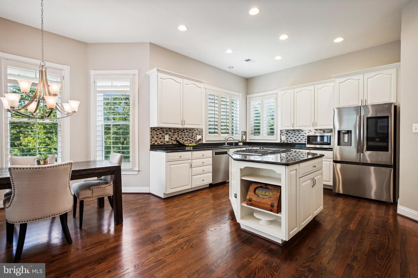 1409 Wynhurst Lane photo 23