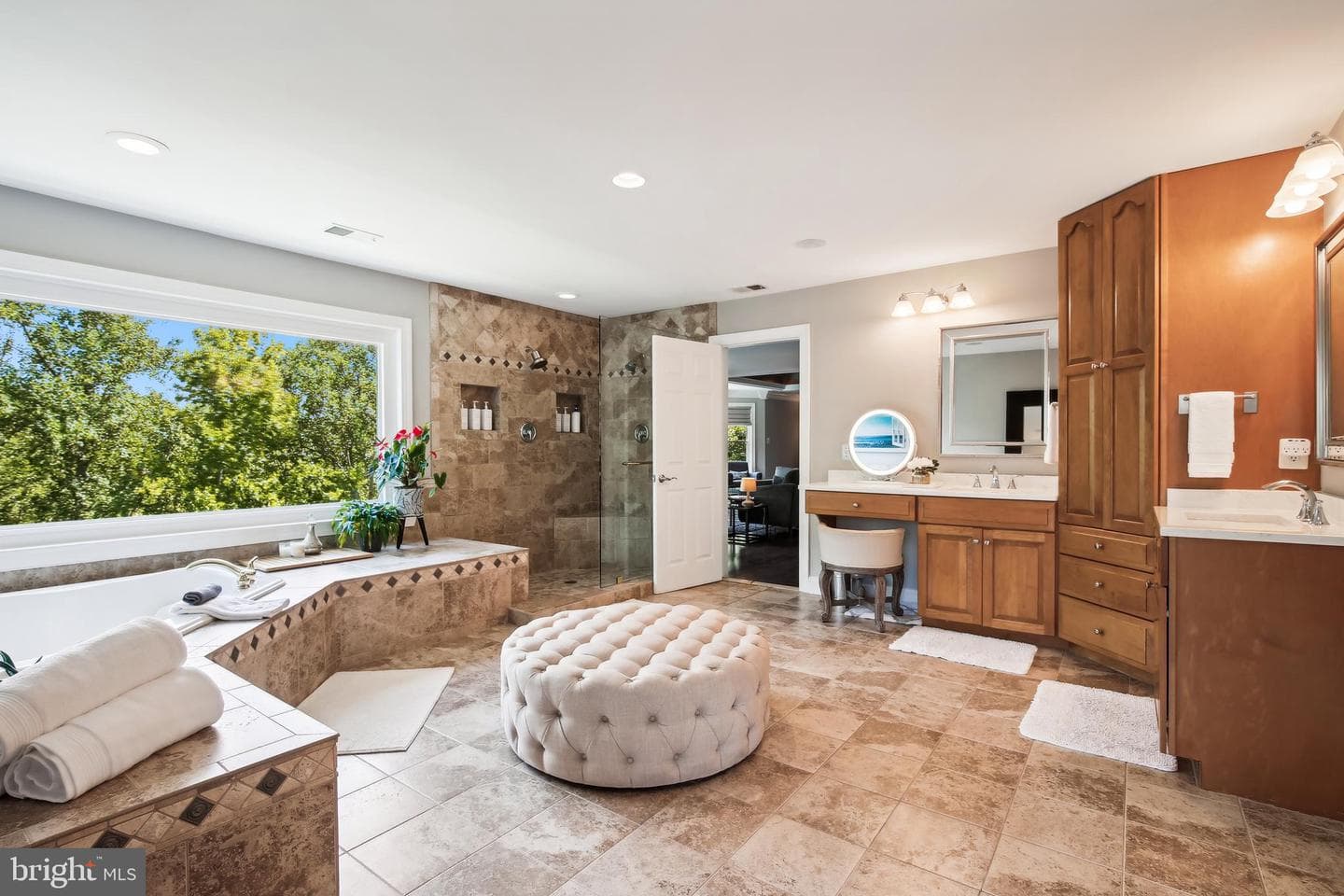 1409 Wynhurst Lane photo 39