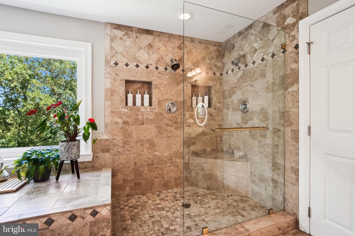 1409 Wynhurst Lane photo 41