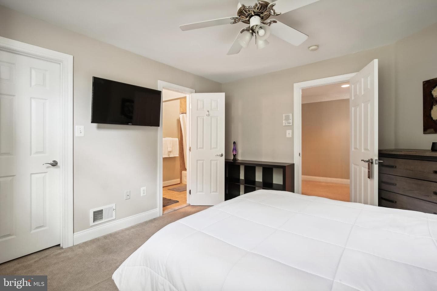 1409 Wynhurst Lane photo 48
