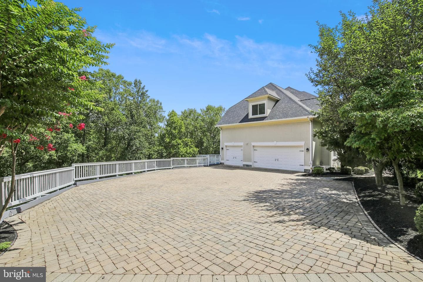 1409 Wynhurst Lane photo 91