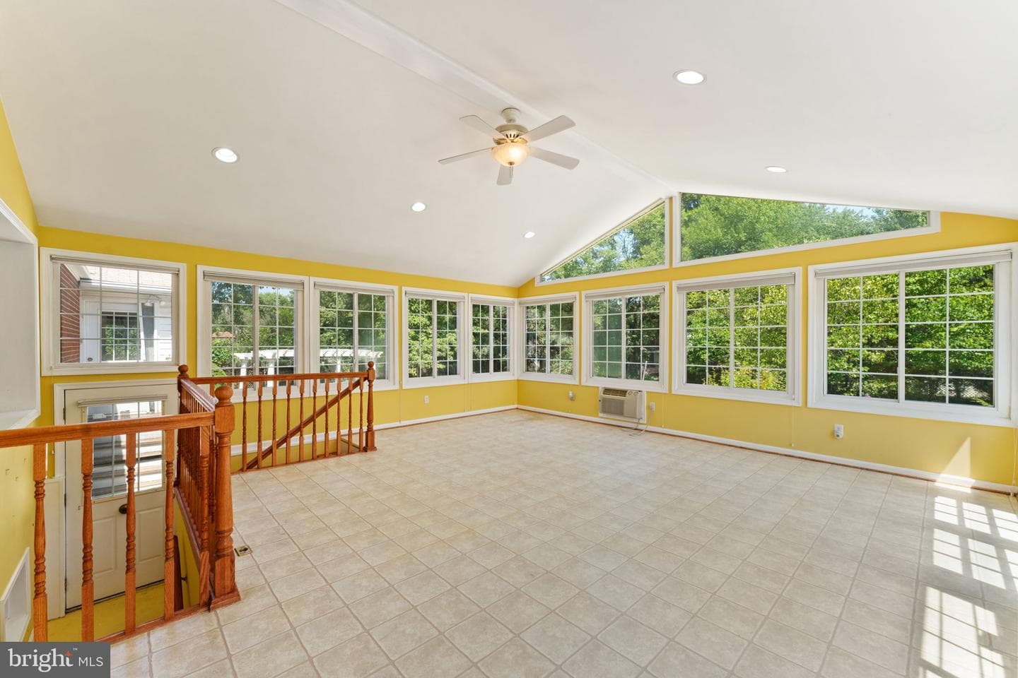 826 Van Buren Street photo 17