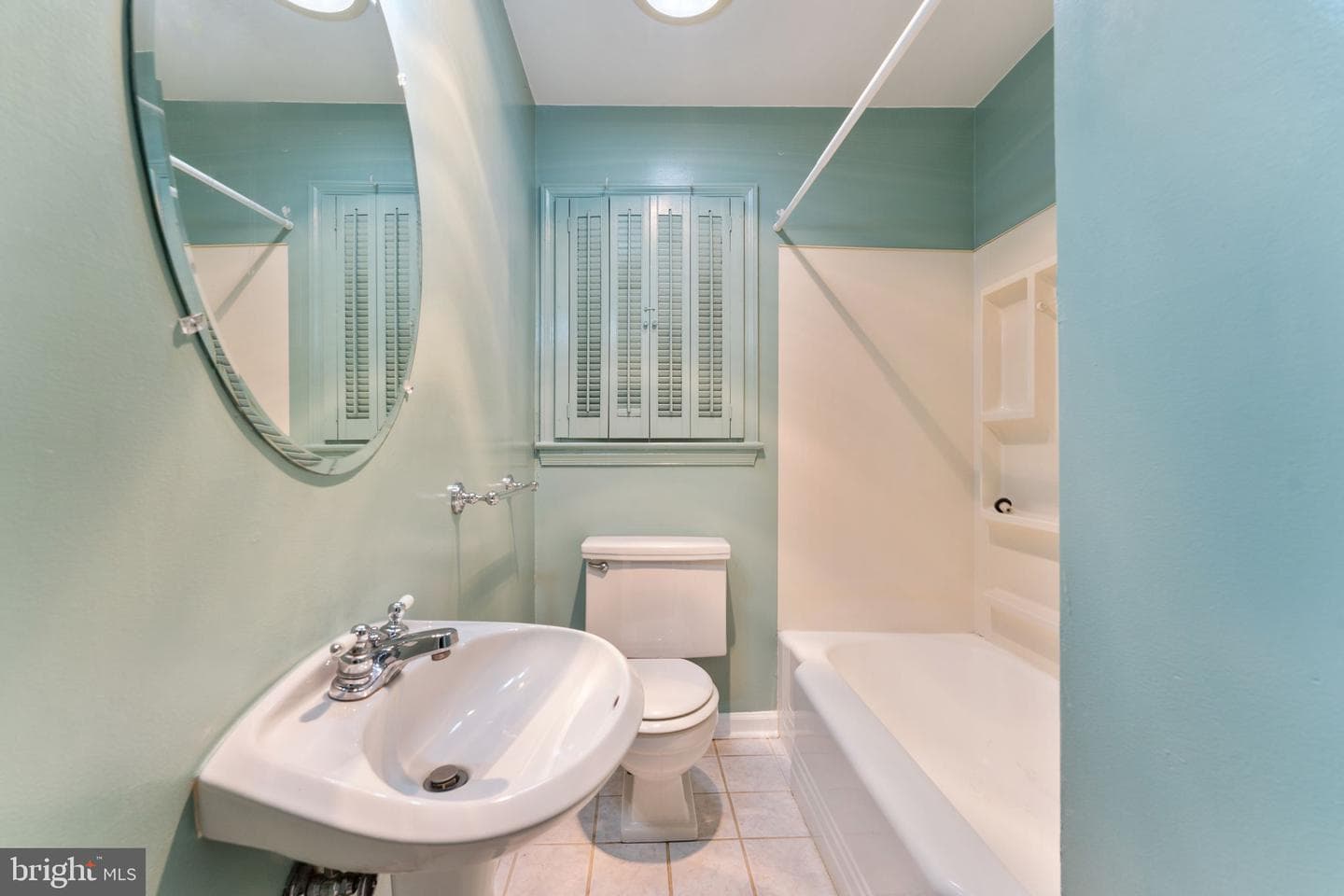 826 Van Buren Street photo 23