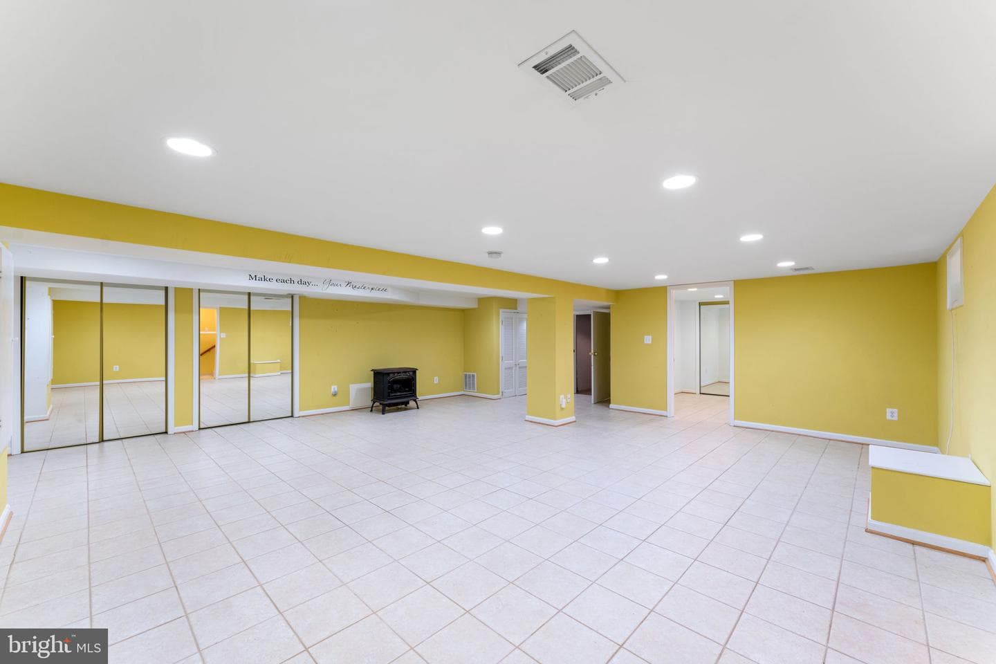 826 Van Buren Street photo 36