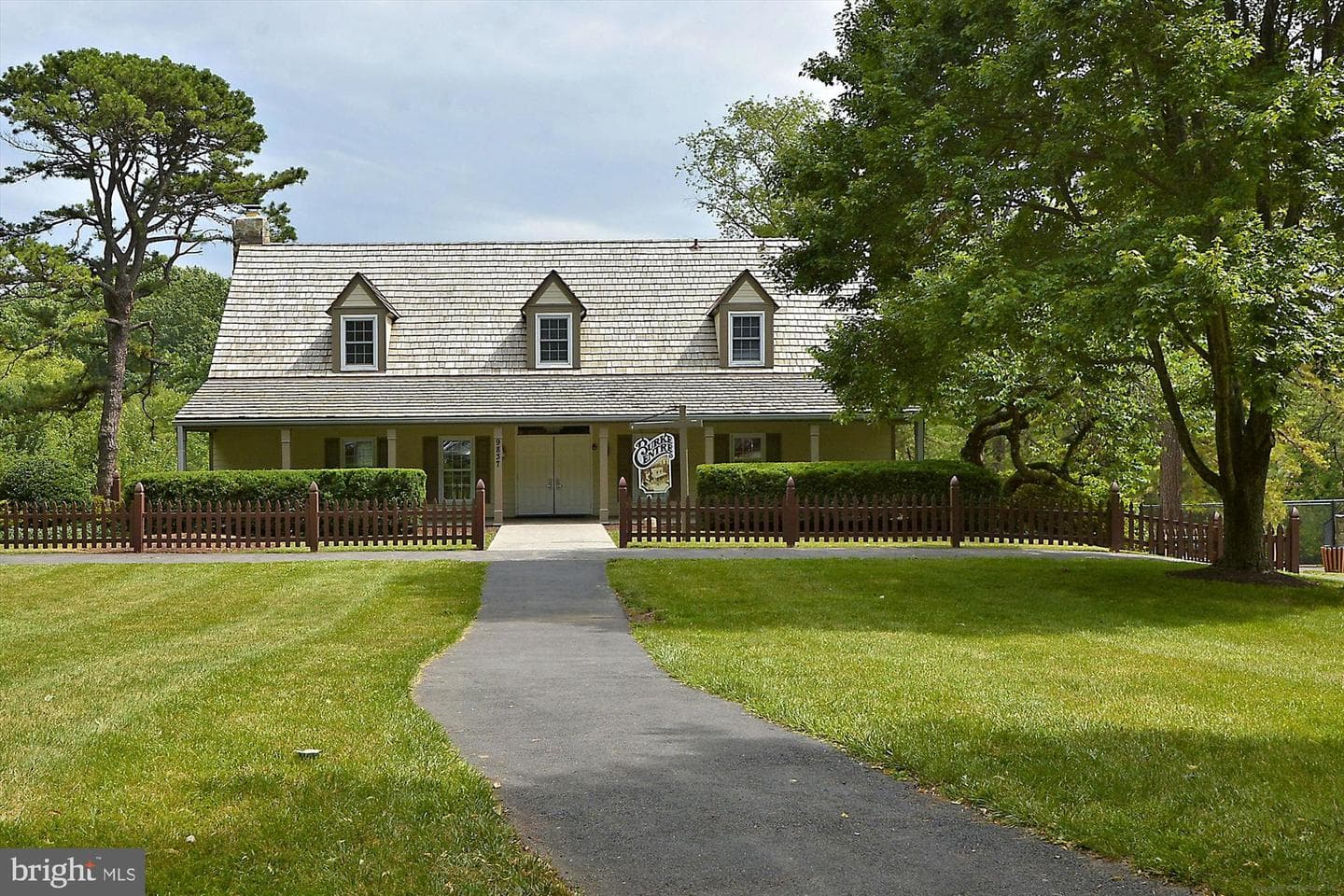 10329 Mockingbird Pond Court photo 32