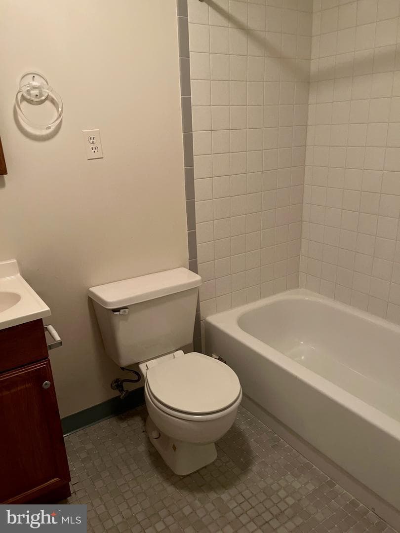 7854 Parthian Court photo 11