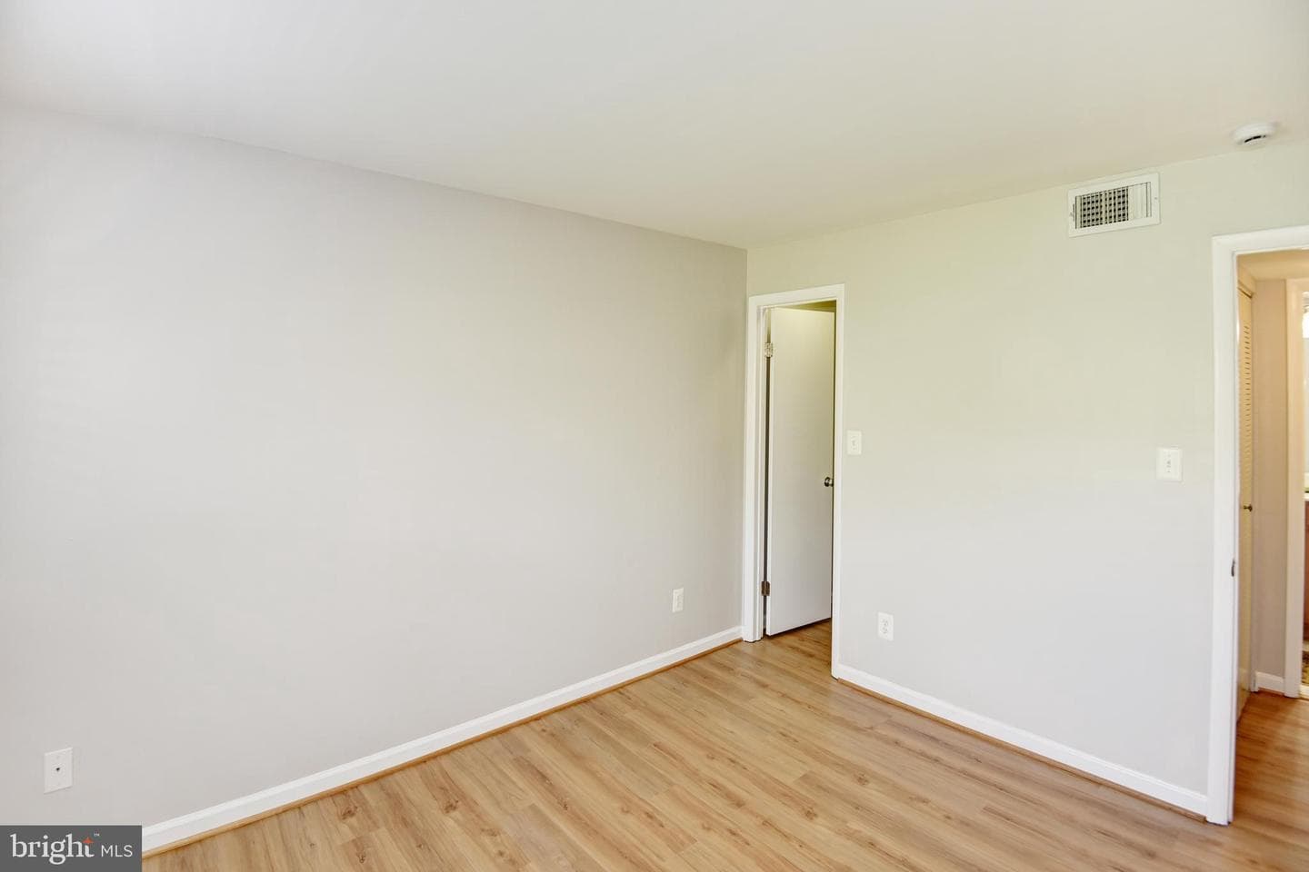 1710 Abercromby Court #1710g photo 16