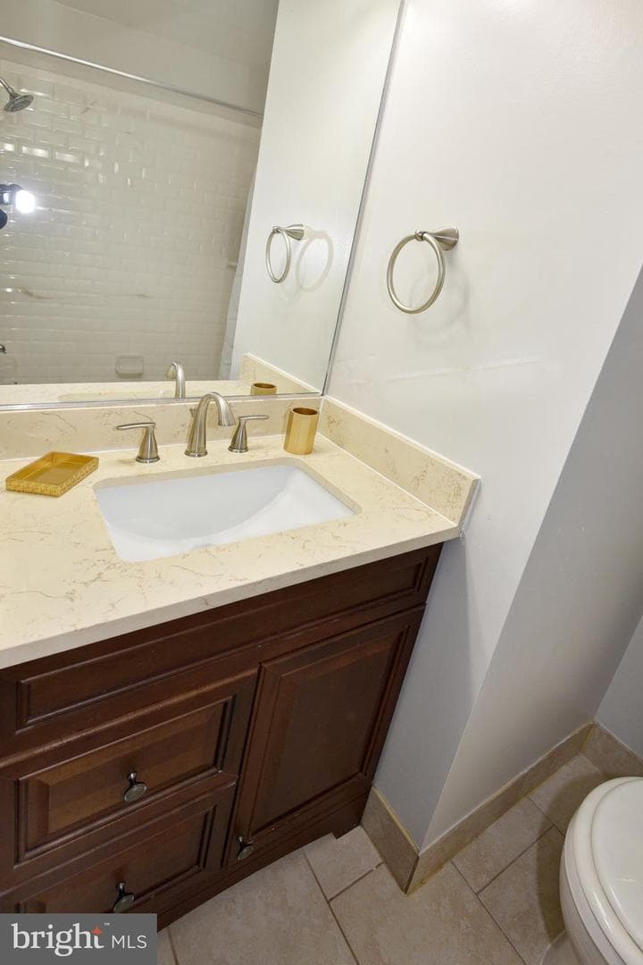 1710 Abercromby Court #1710g photo 28