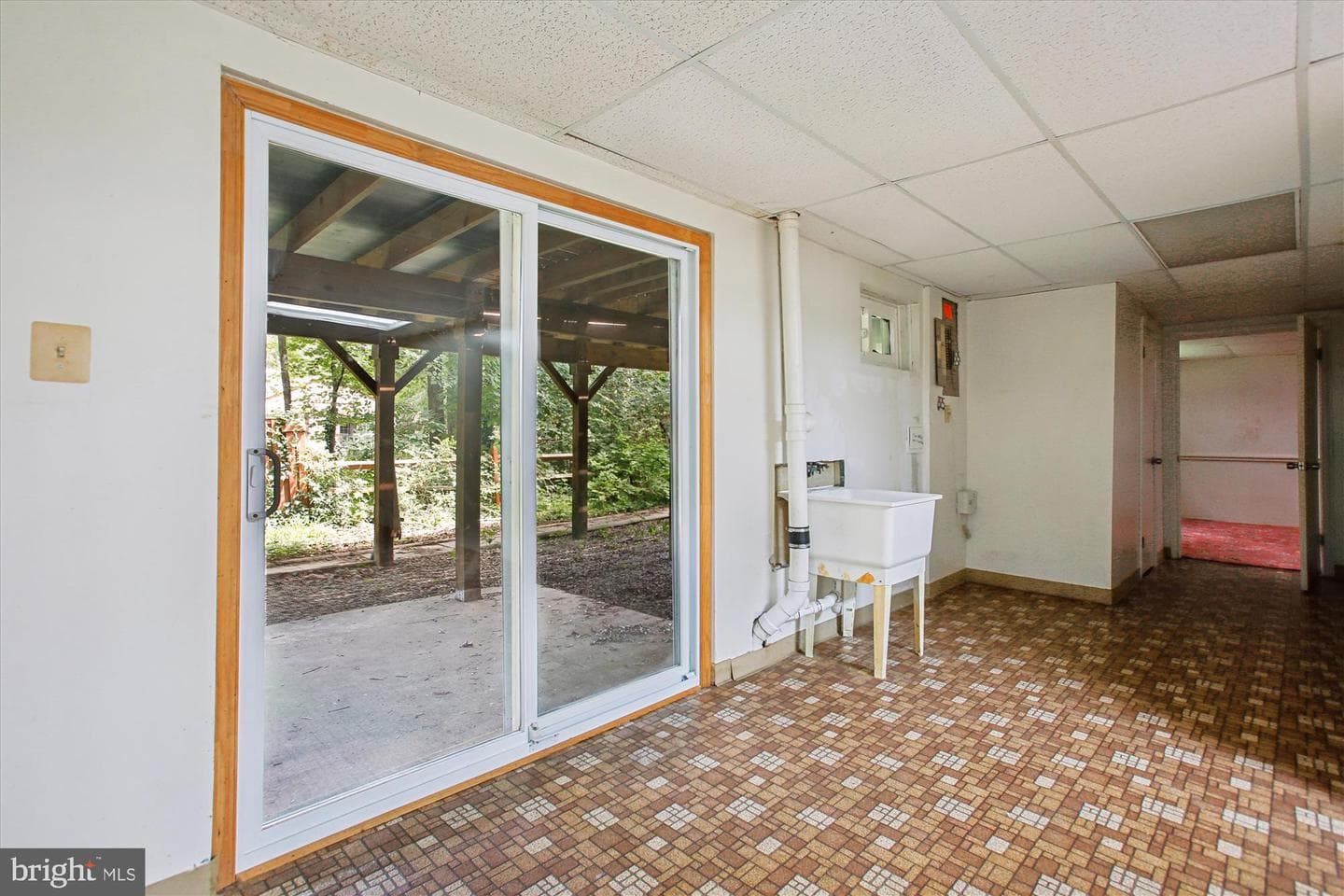 1404 Oakbrooke Avenue photo 29
