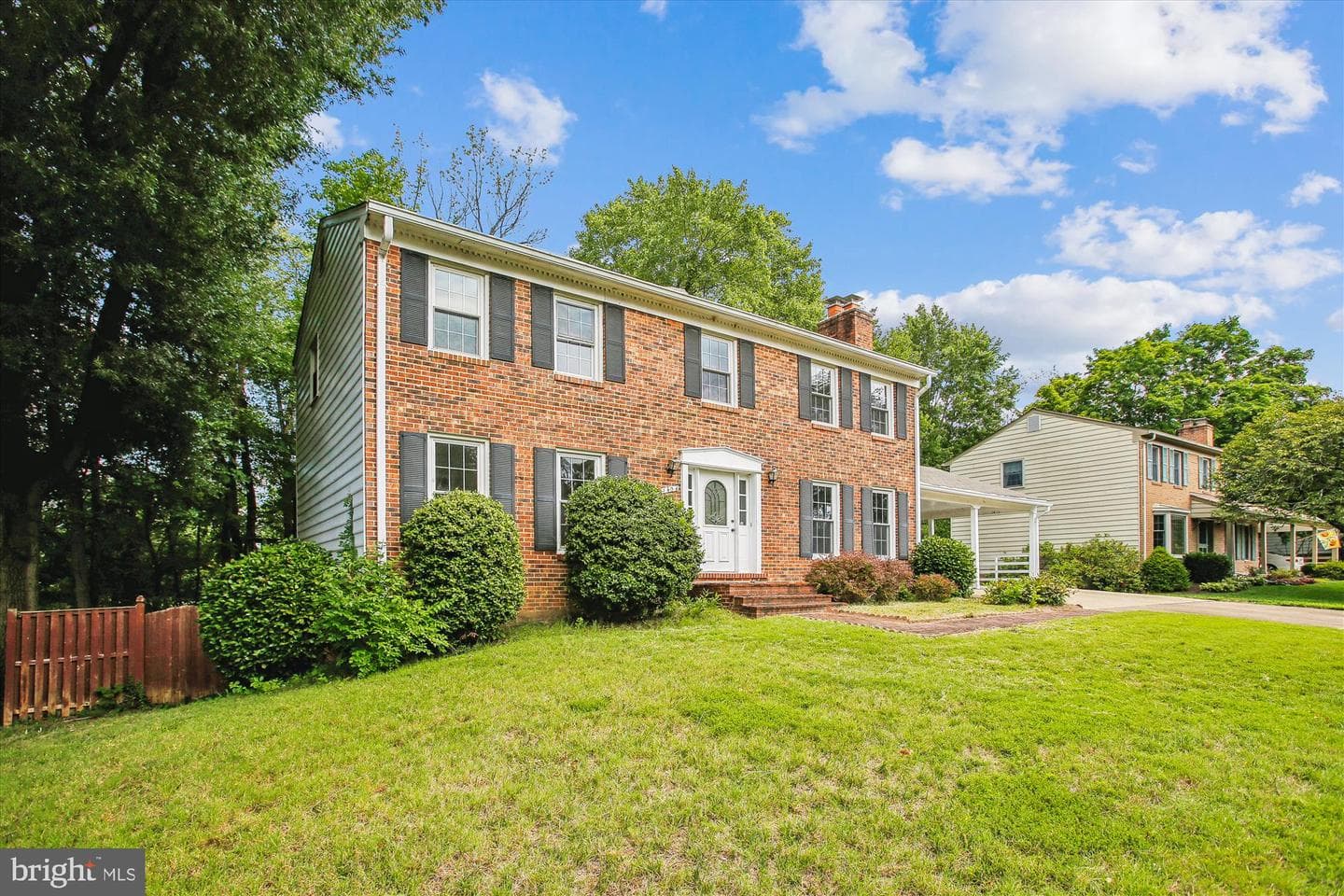 1404 Oakbrooke Avenue photo 4