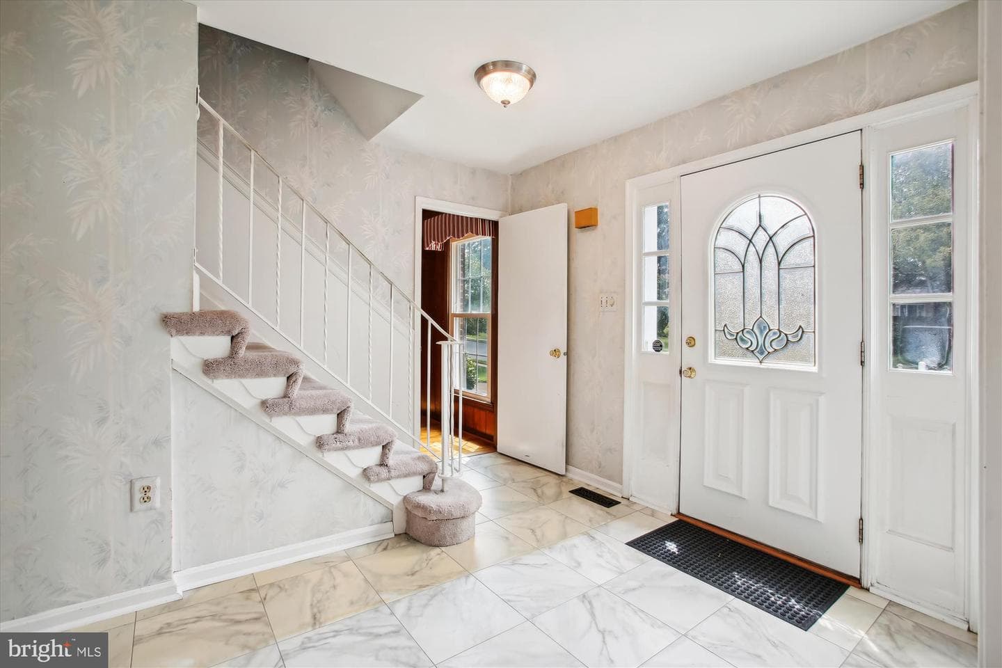 1404 Oakbrooke Avenue photo 7
