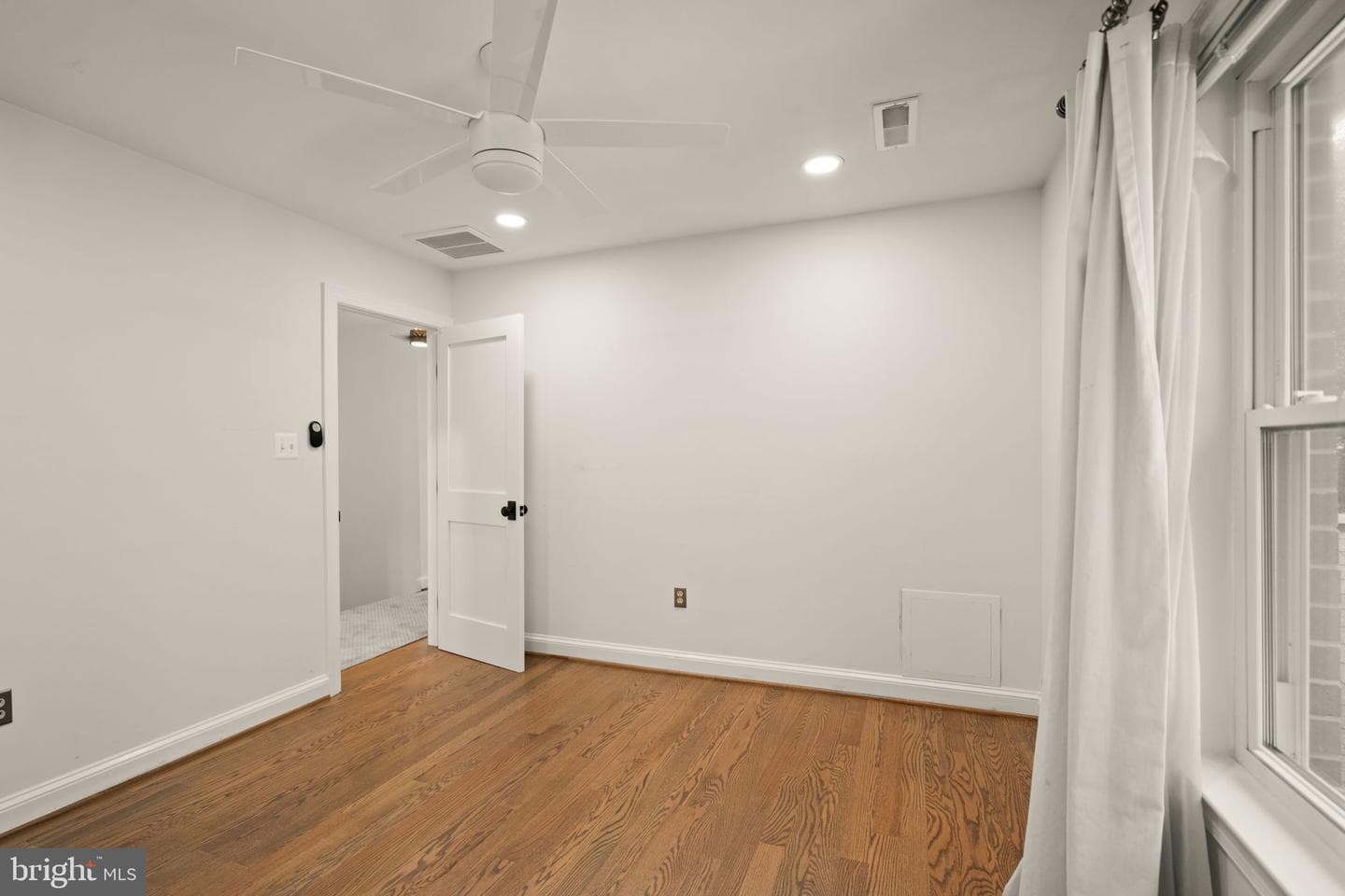 1090 Pensive Lane photo 36
