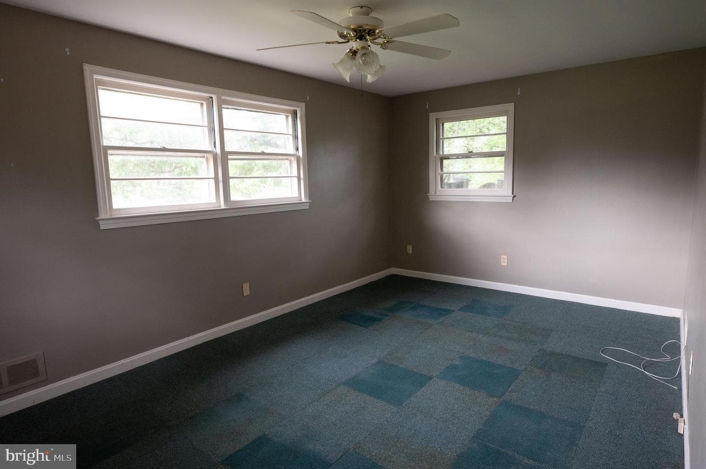 5855 Glen Forest Drive photo 10