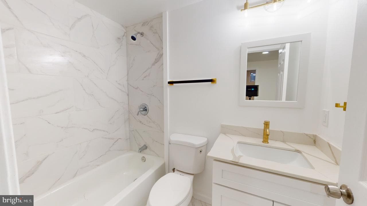8014 Dayspring Court photo 24