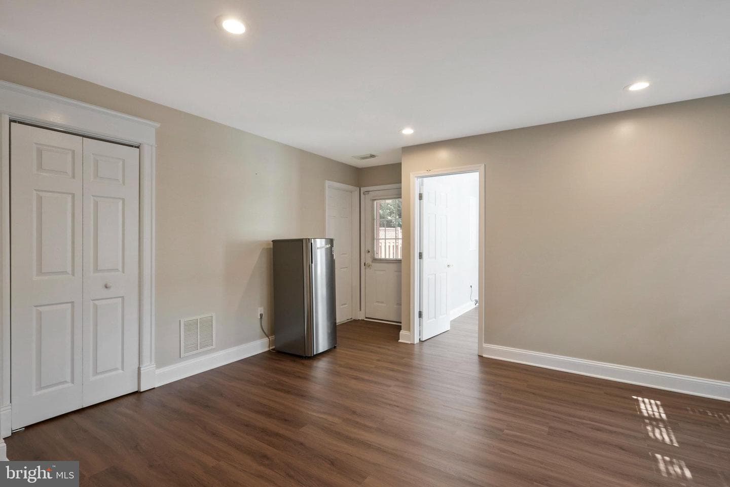 6200 William Edgar Drive photo 38