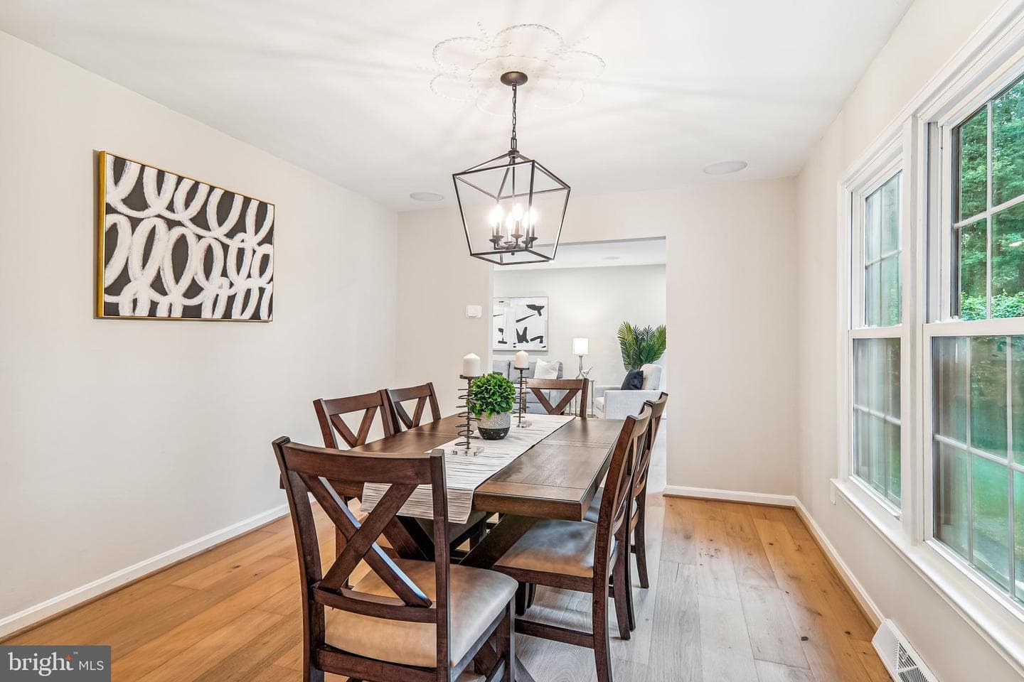 9829 Vale Road photo 11