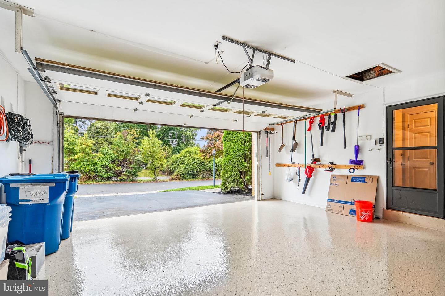 9829 Vale Road photo 23