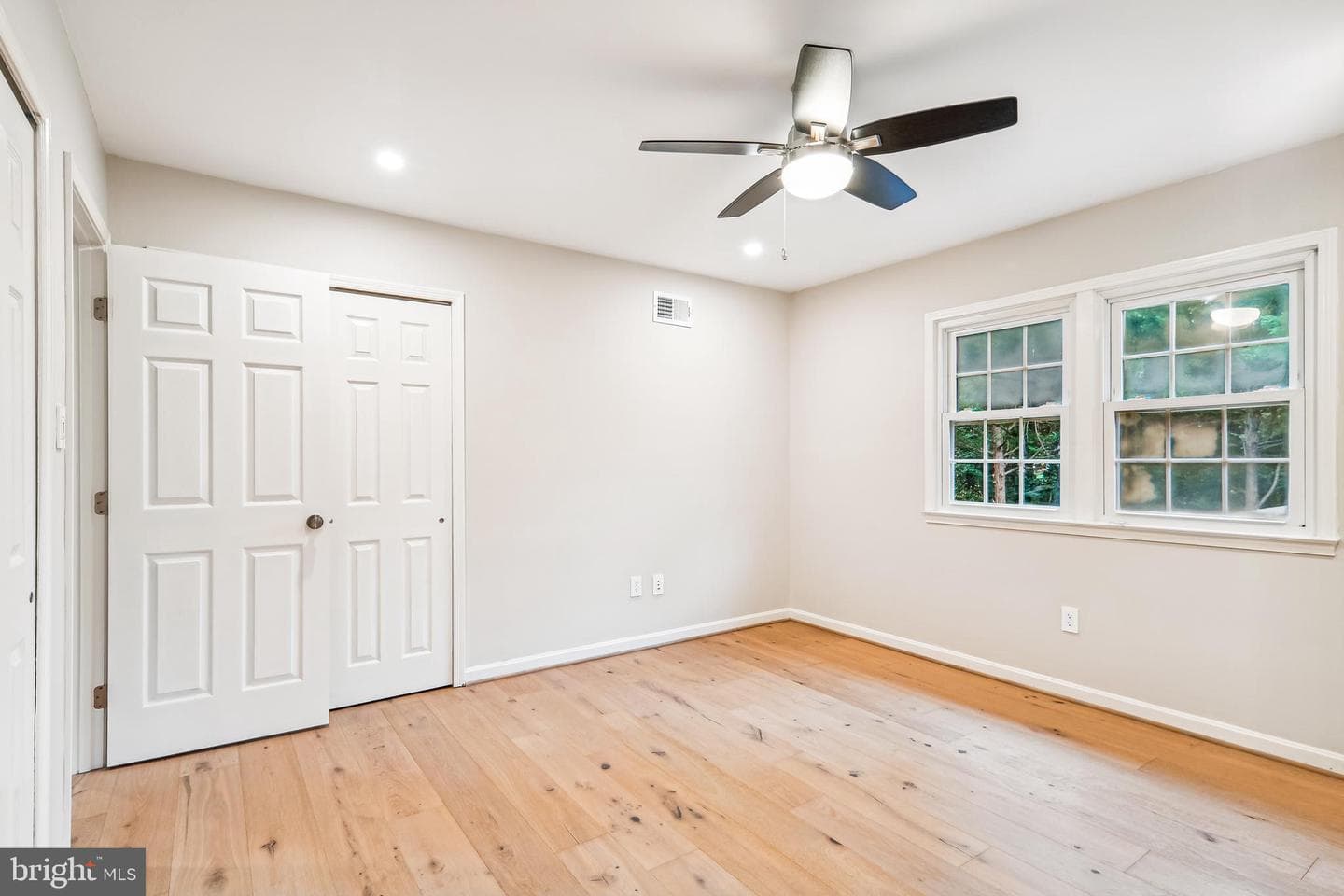9829 Vale Road photo 29