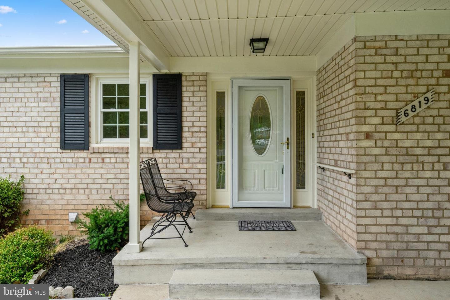 6819 Reynard Drive photo 4