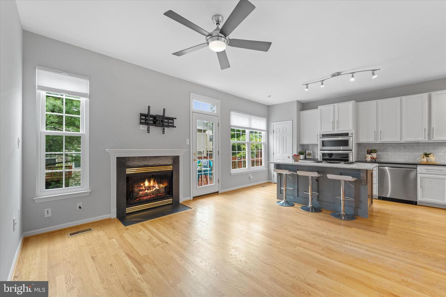 4032 Stonehenge Way photo 13