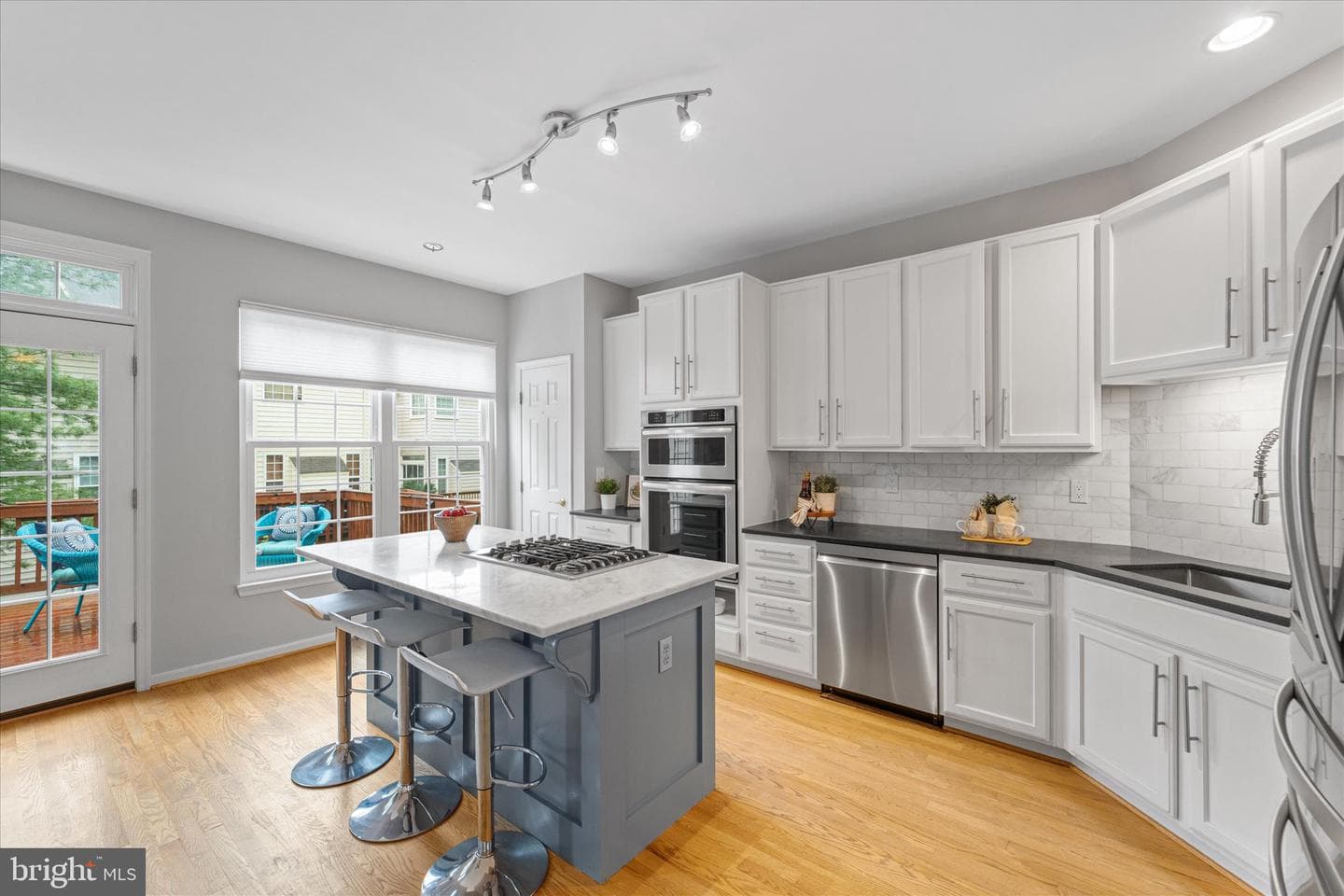 4032 Stonehenge Way photo 8