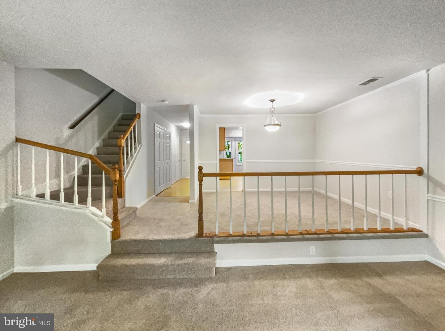 9856 Oakdale Woods Court photo 13