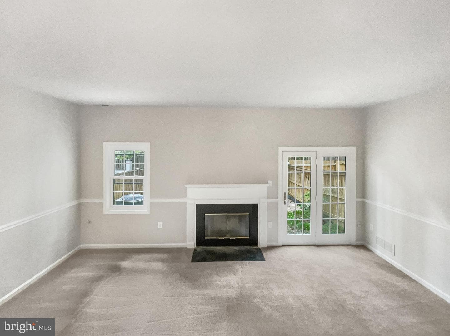 9856 Oakdale Woods Court photo 3