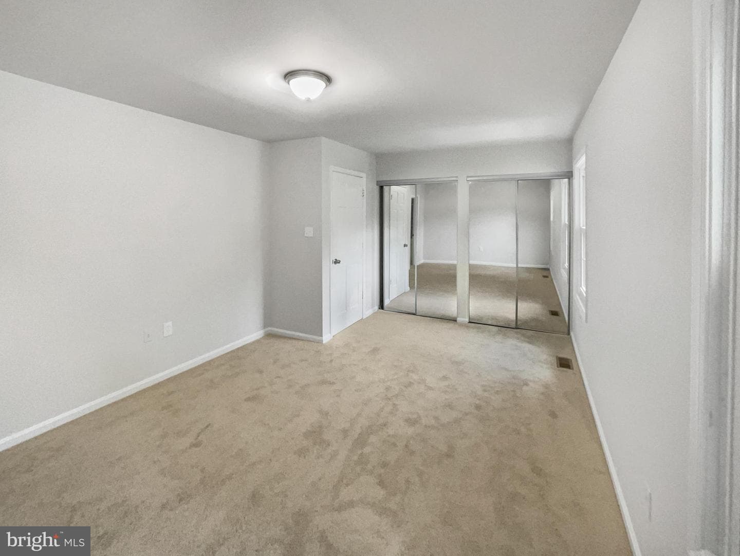 9856 Oakdale Woods Court photo 5