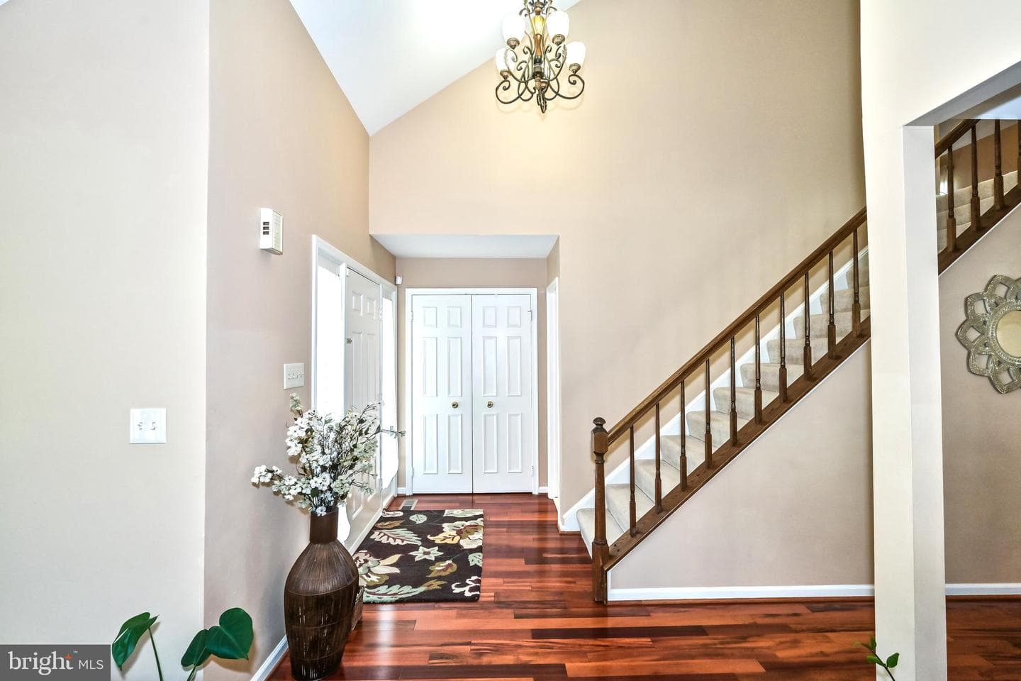 7112 Stanchion Lane photo 8