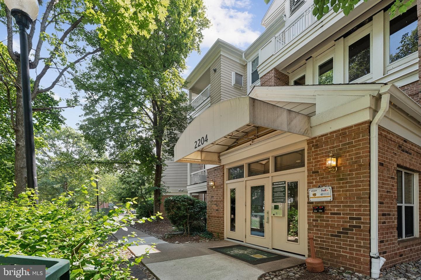 2204 Westcourt Lane #209 photo 2