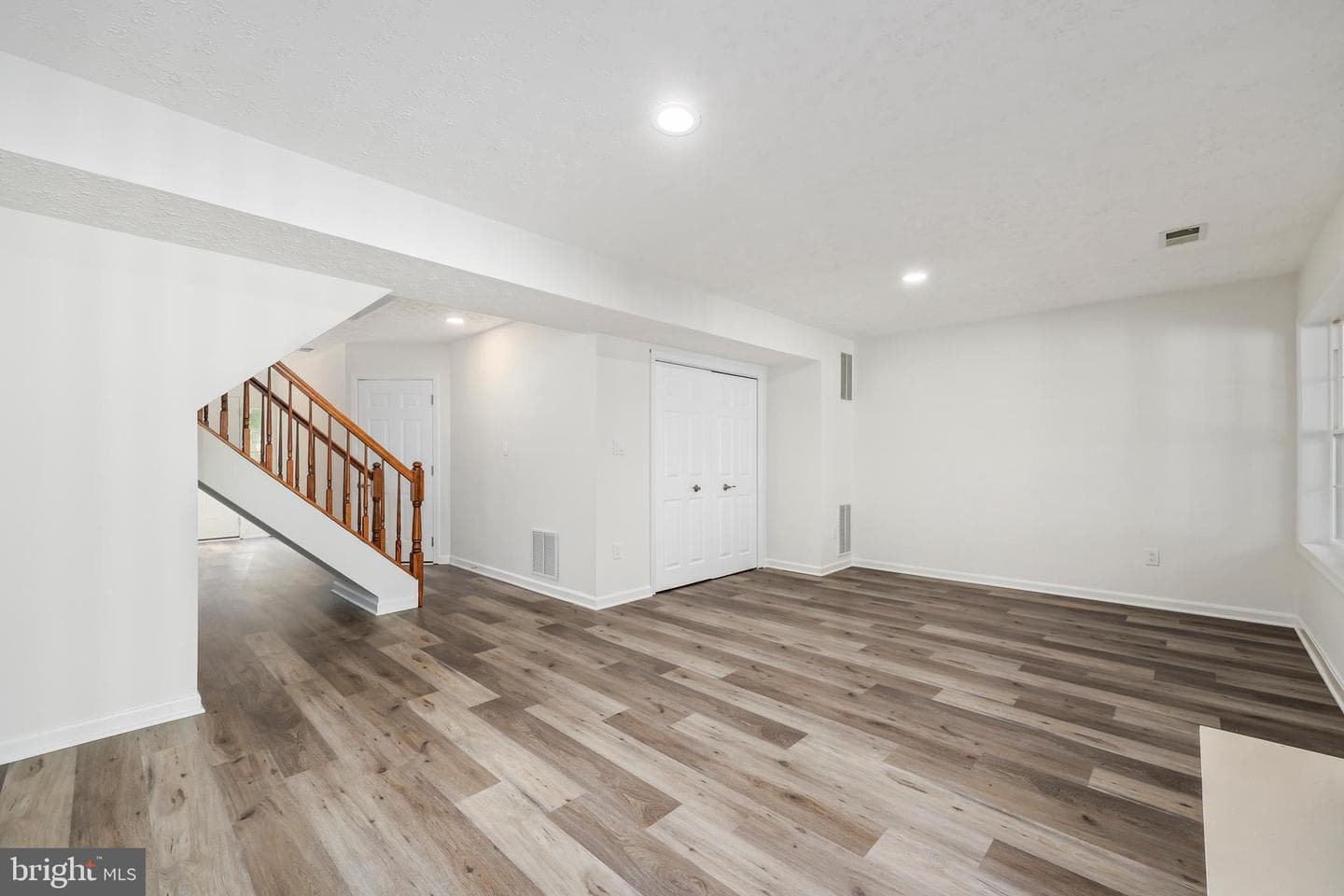 6518 Kelsey Point Circle photo 34