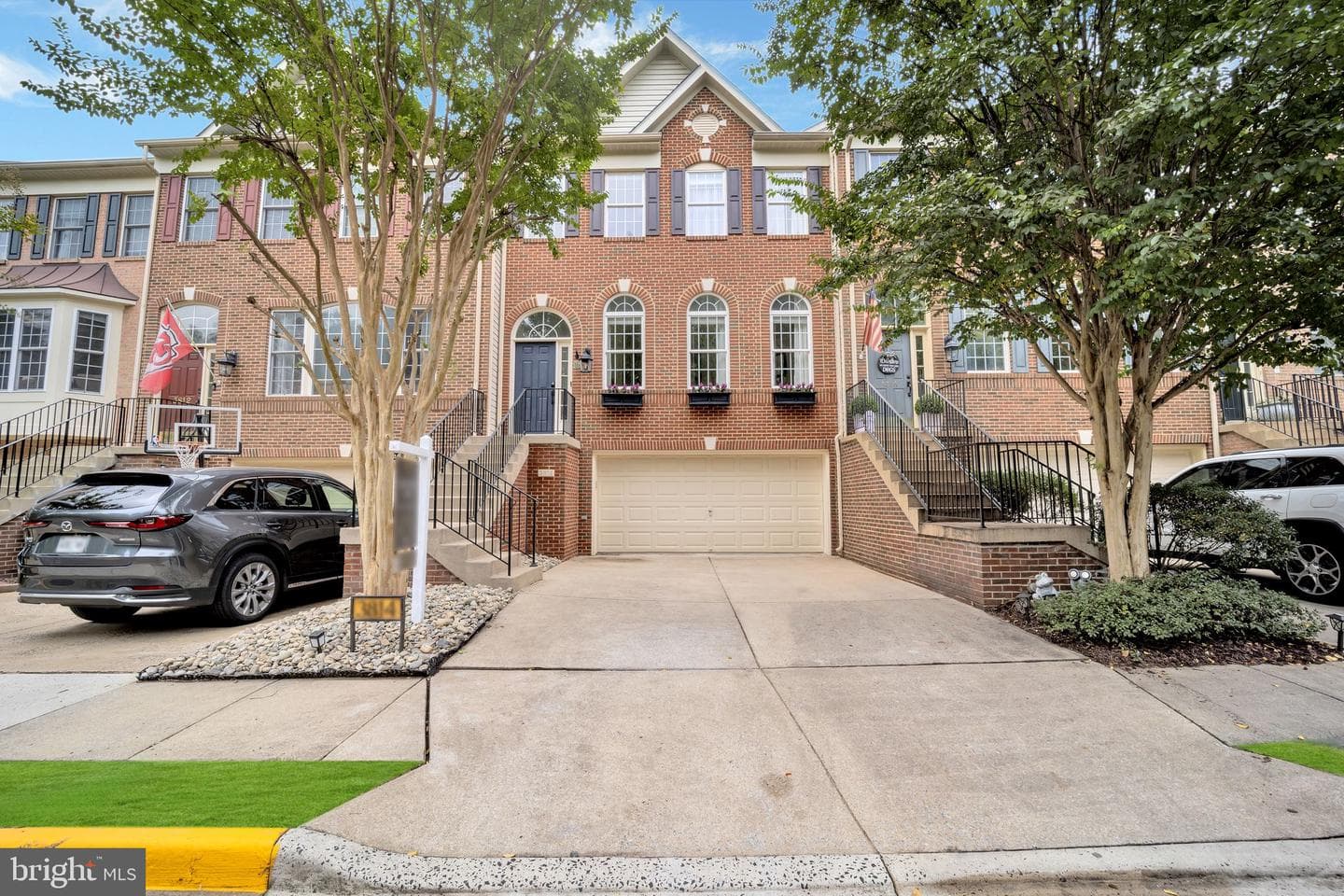 3814 Elmwood Towne Way photo 1