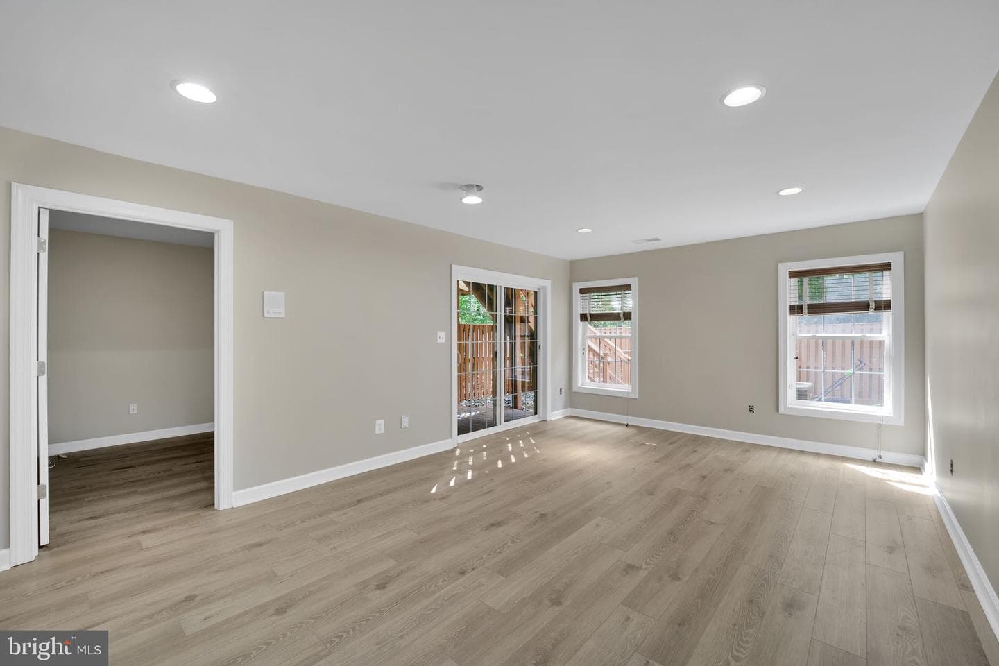3814 Elmwood Towne Way photo 24