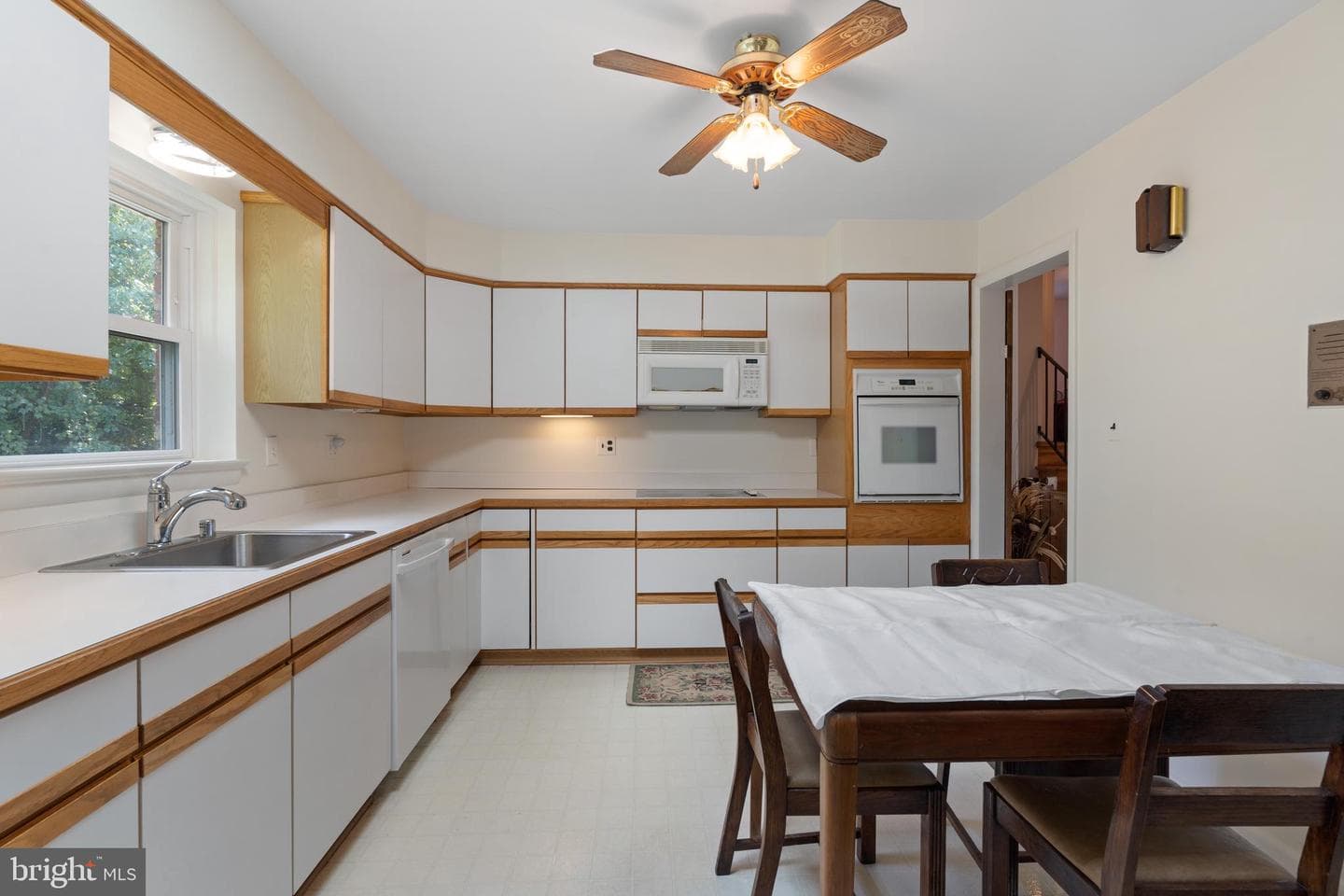 5915 Merritt Place photo 12
