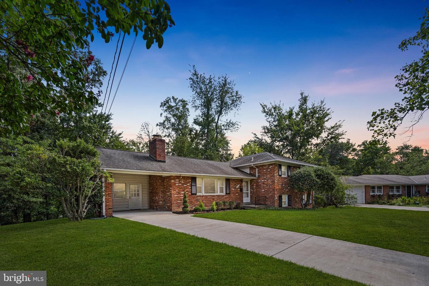 5915 Merritt Place photo 2
