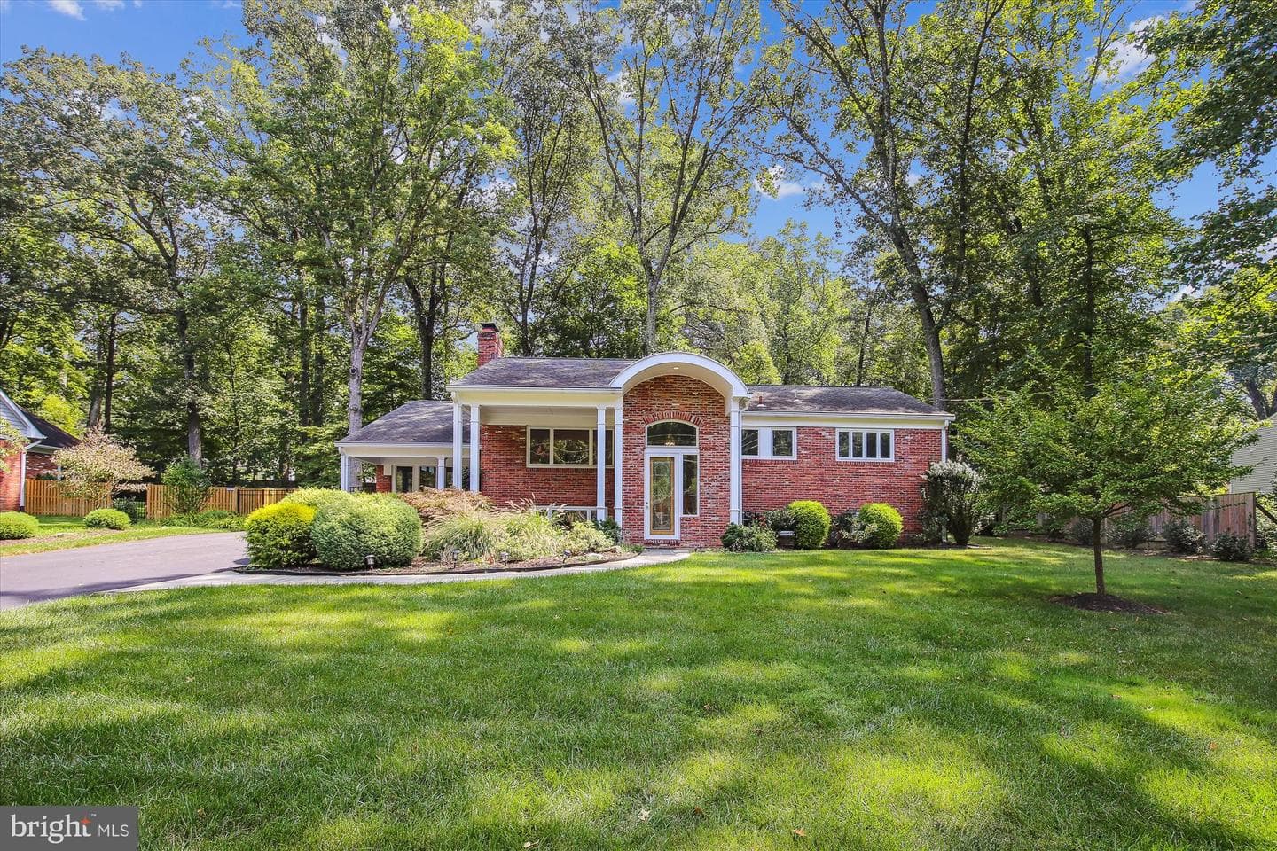 2441 Luckett Avenue photo 1