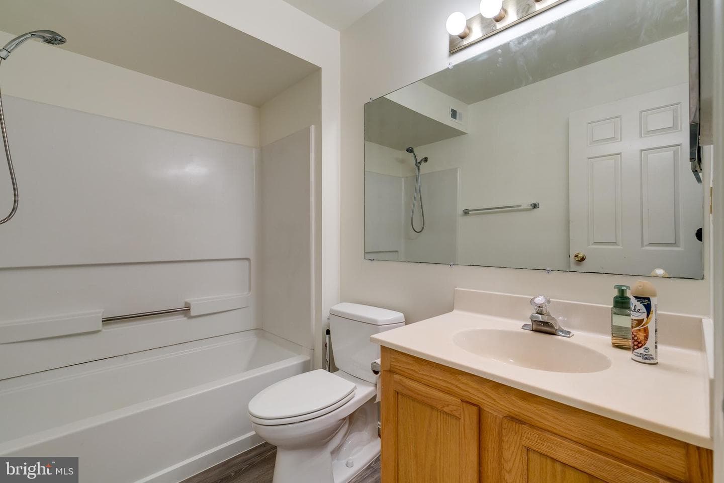 5708 Olde Mill Court #121 photo 21