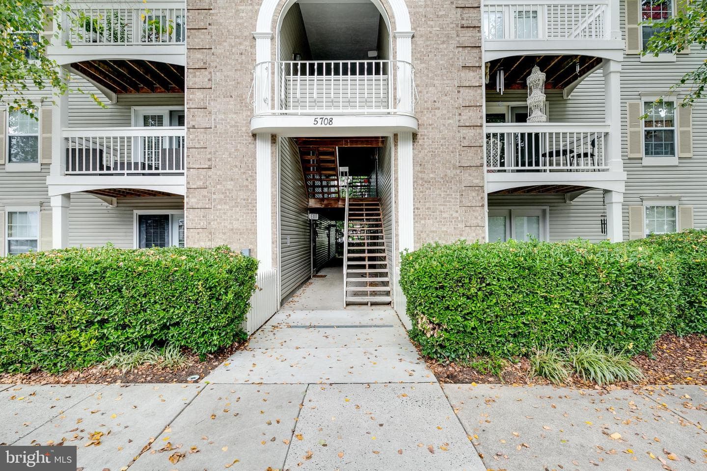 5708 Olde Mill Court #121 photo 3