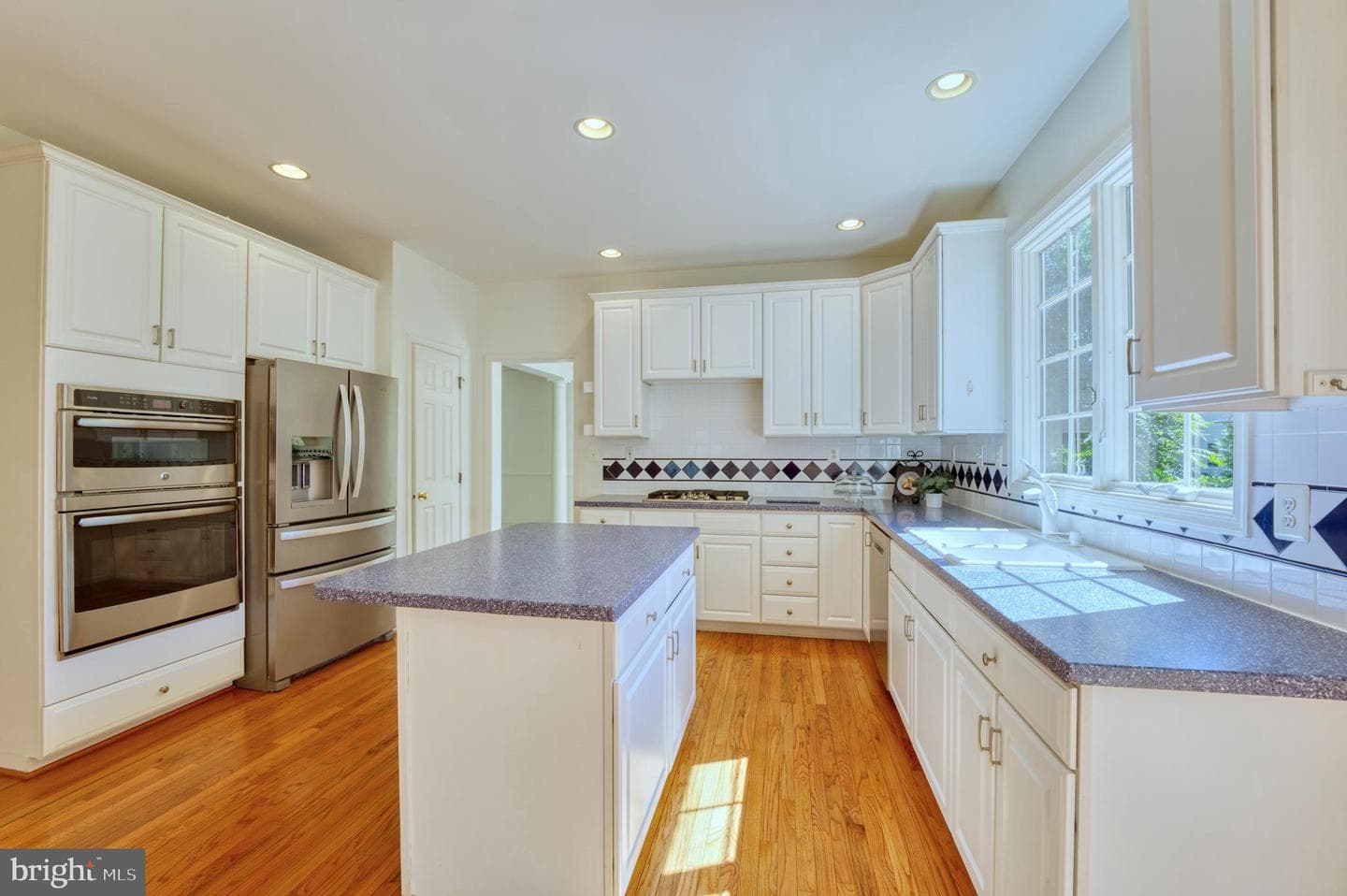 10875 Hunter Gate Way photo 13
