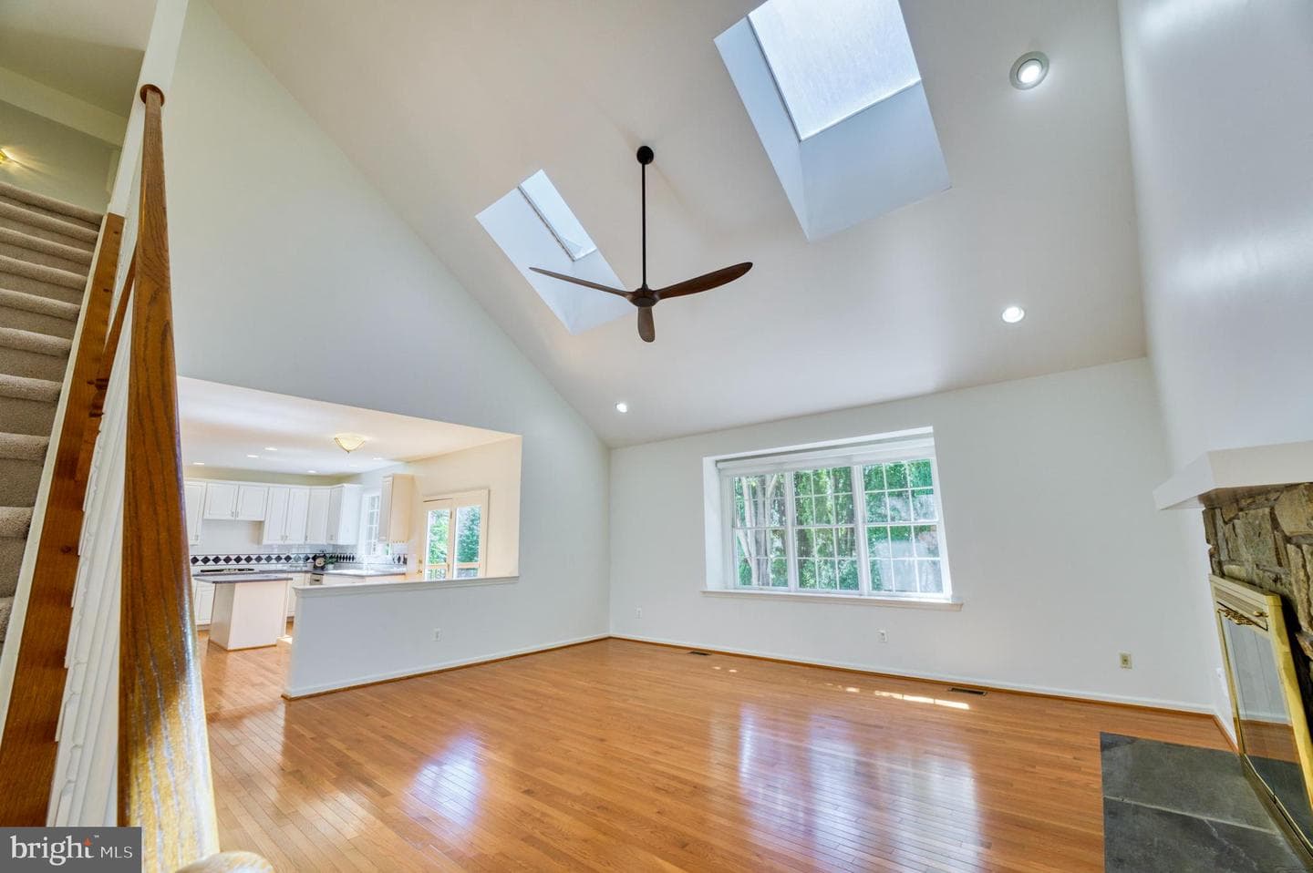 10875 Hunter Gate Way photo 16