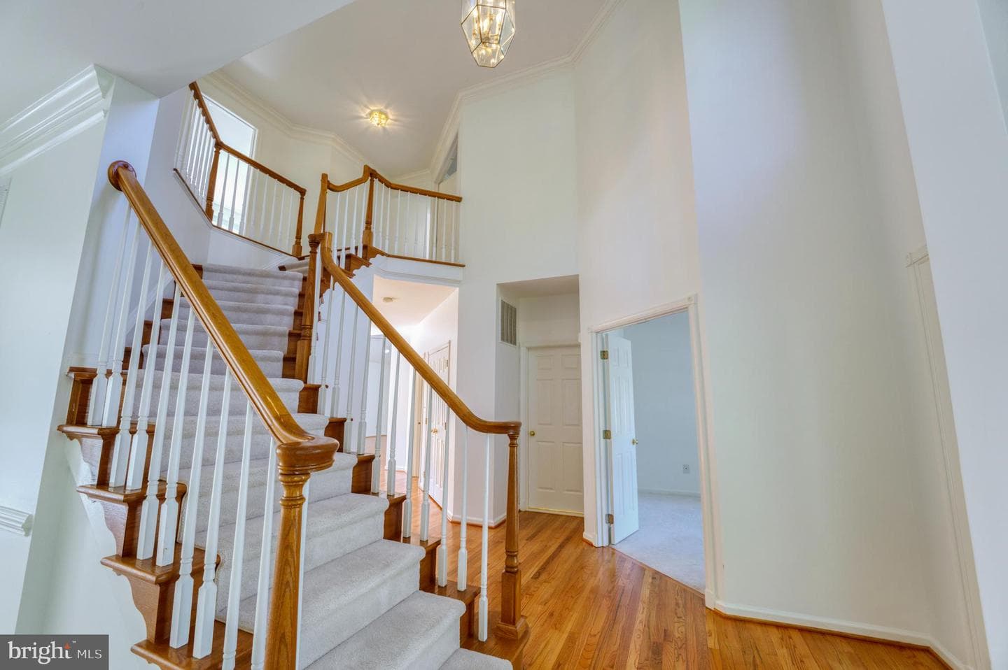 10875 Hunter Gate Way photo 3