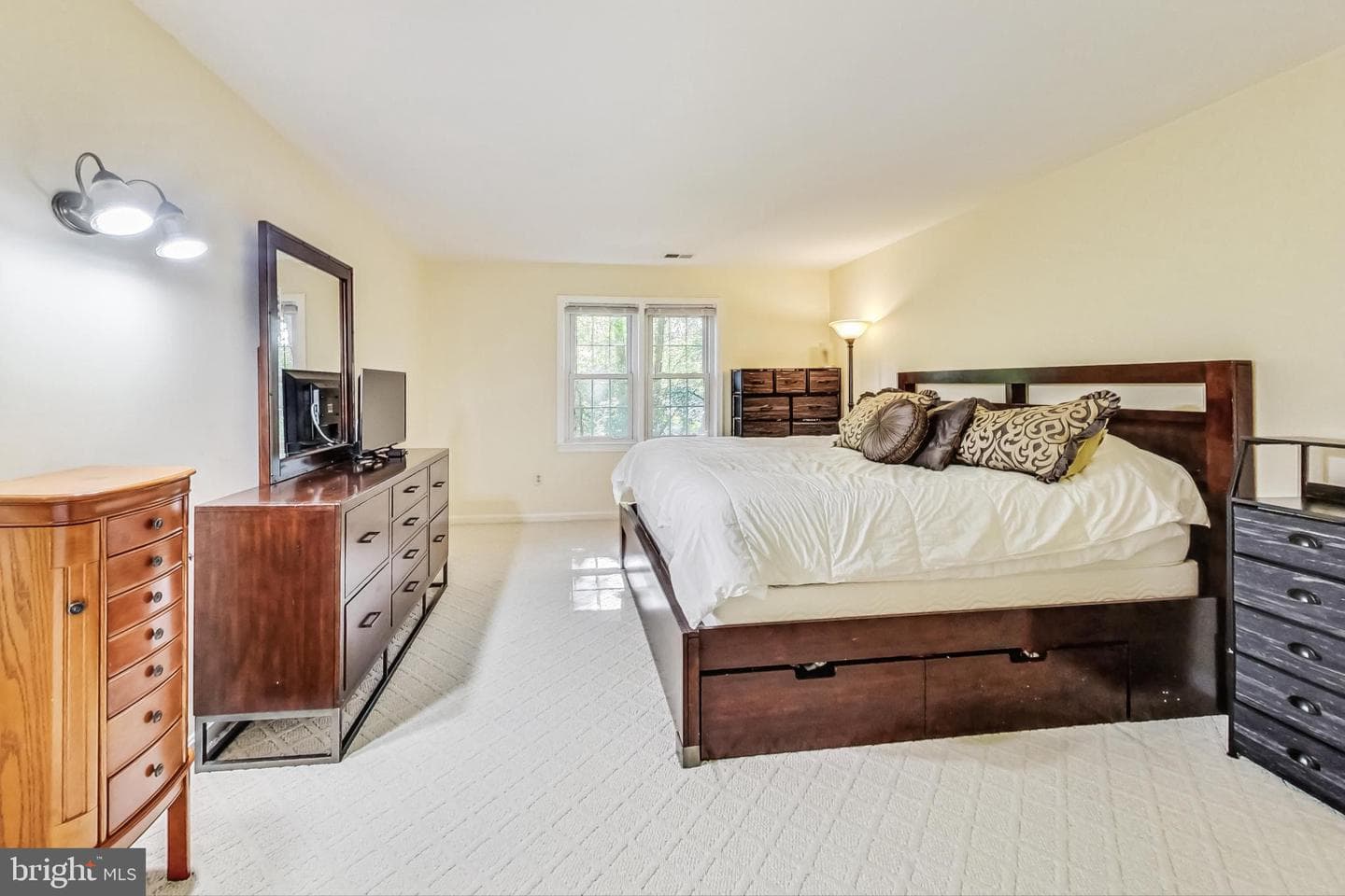 9729 Maury Road photo 32