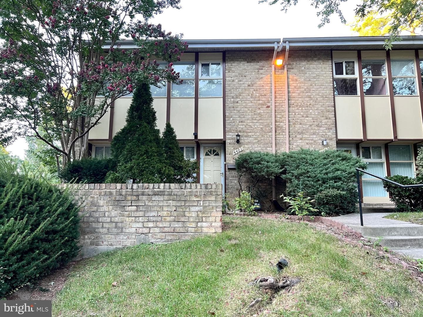 4401 Forest Glen Court #4401 photo 1