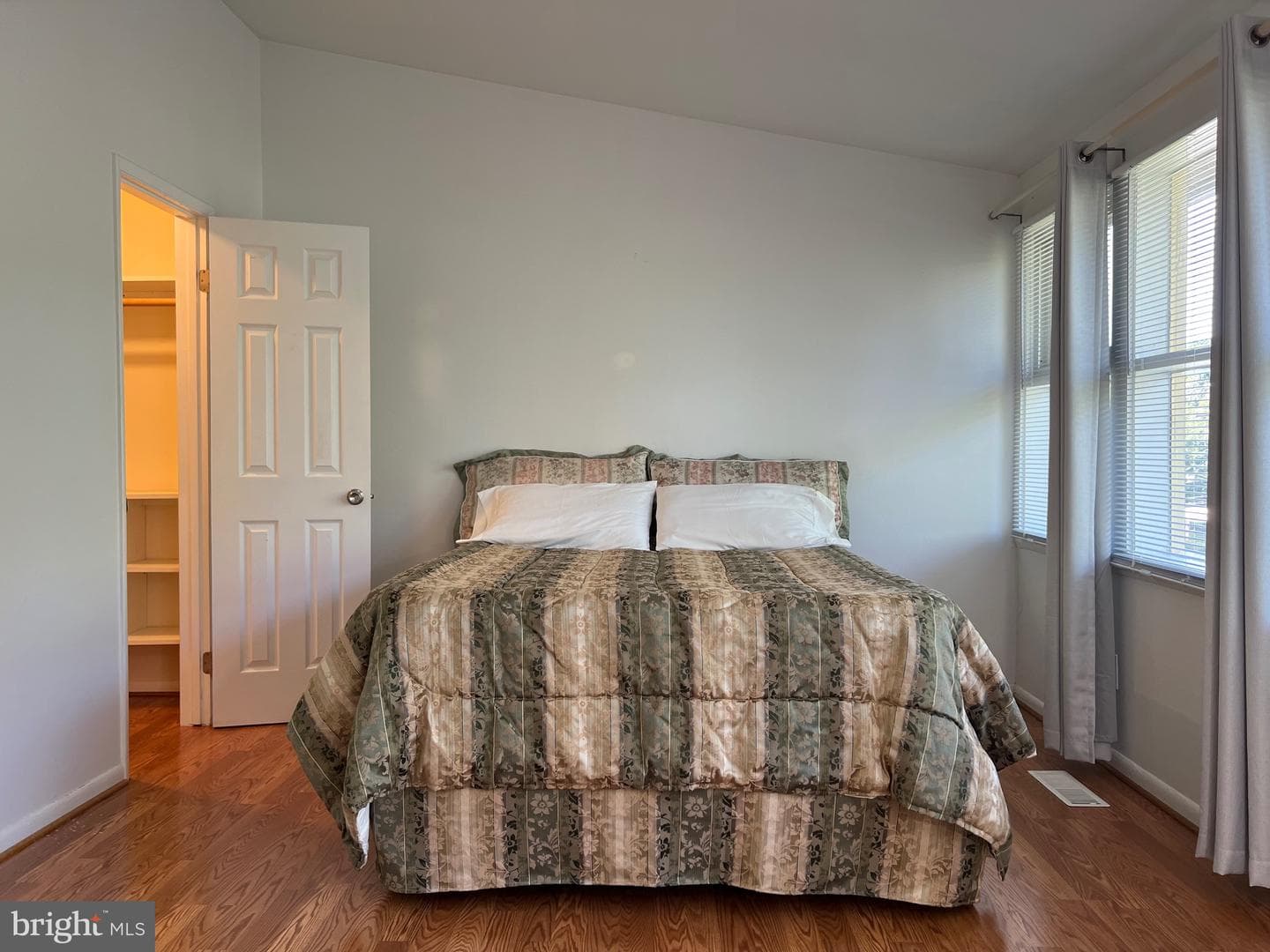 4401 Forest Glen Court #4401 photo 20